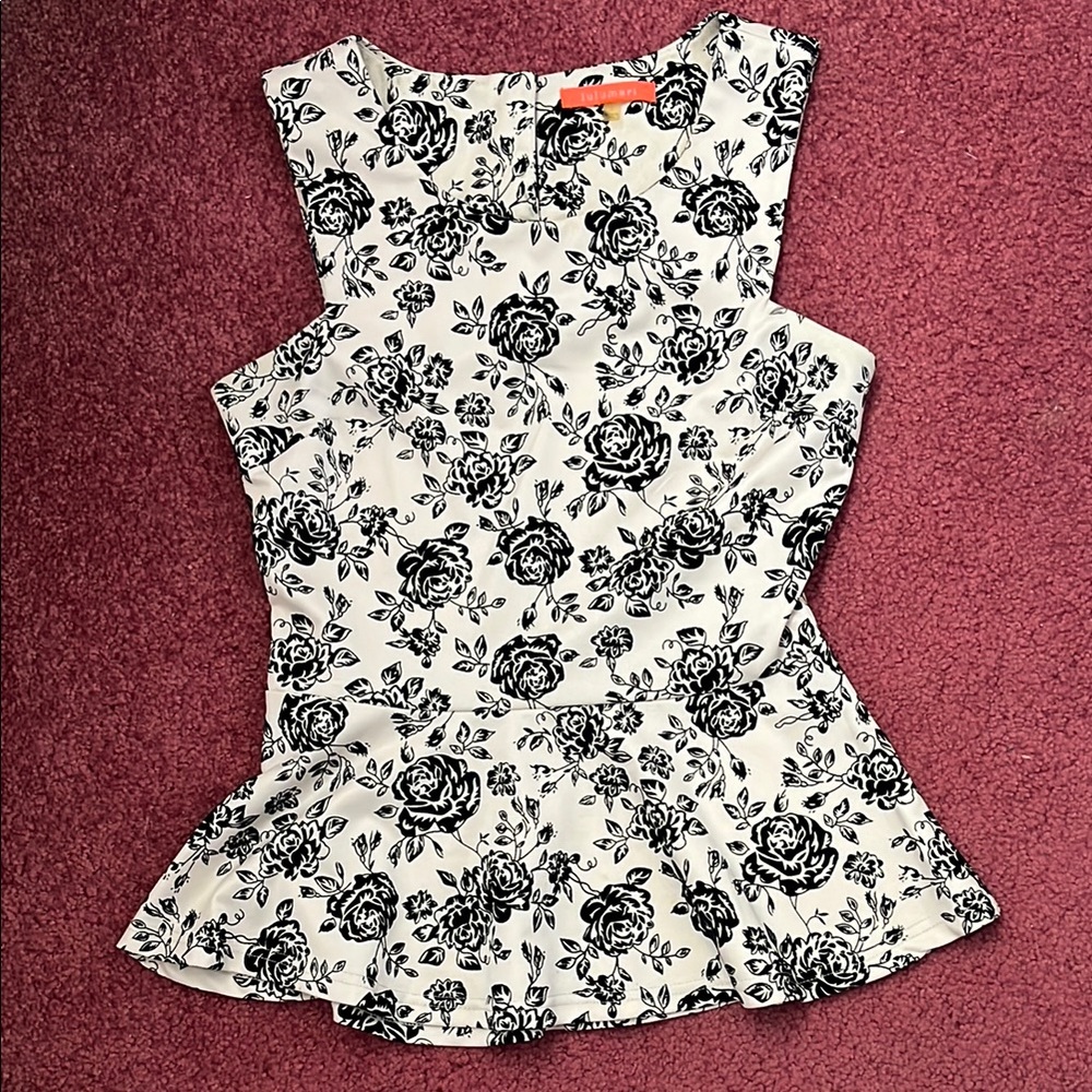 Floral Black and White Sleeveless Top